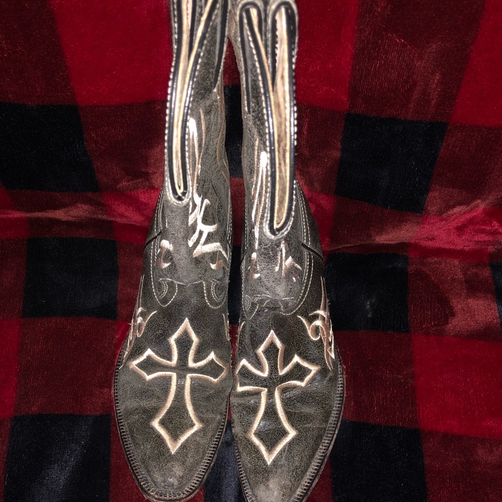 Women’s Justin cowboy boots